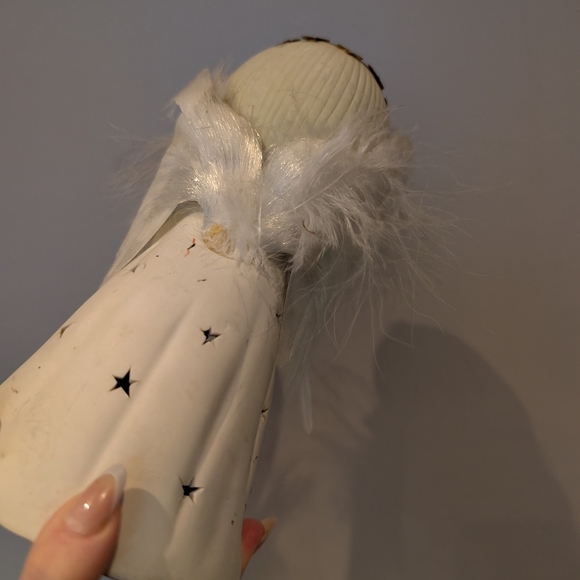 Cream Angel Figurine with Star Cutouts - Picture 4 of 7